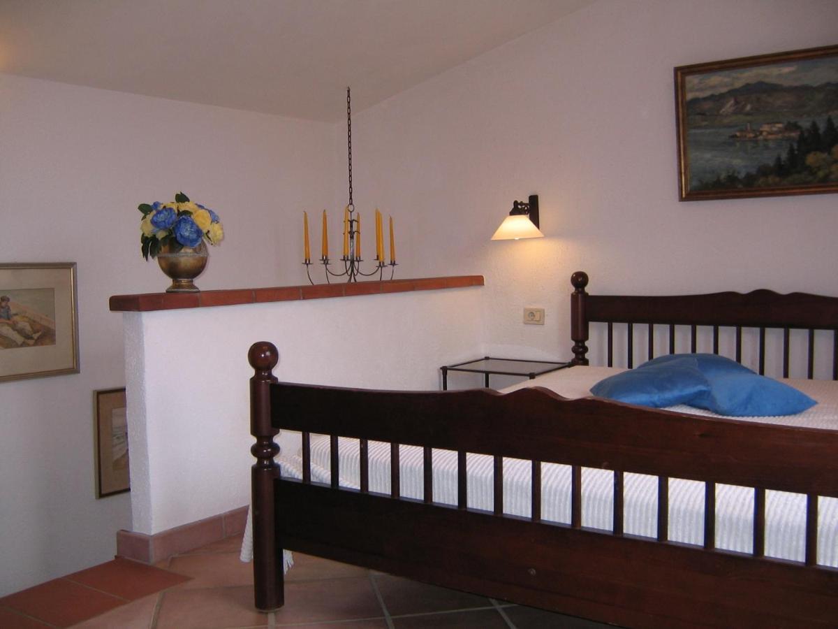 Studio-Appartment In Landhaus Mit Meerblick Porto Azzurro Exterior foto