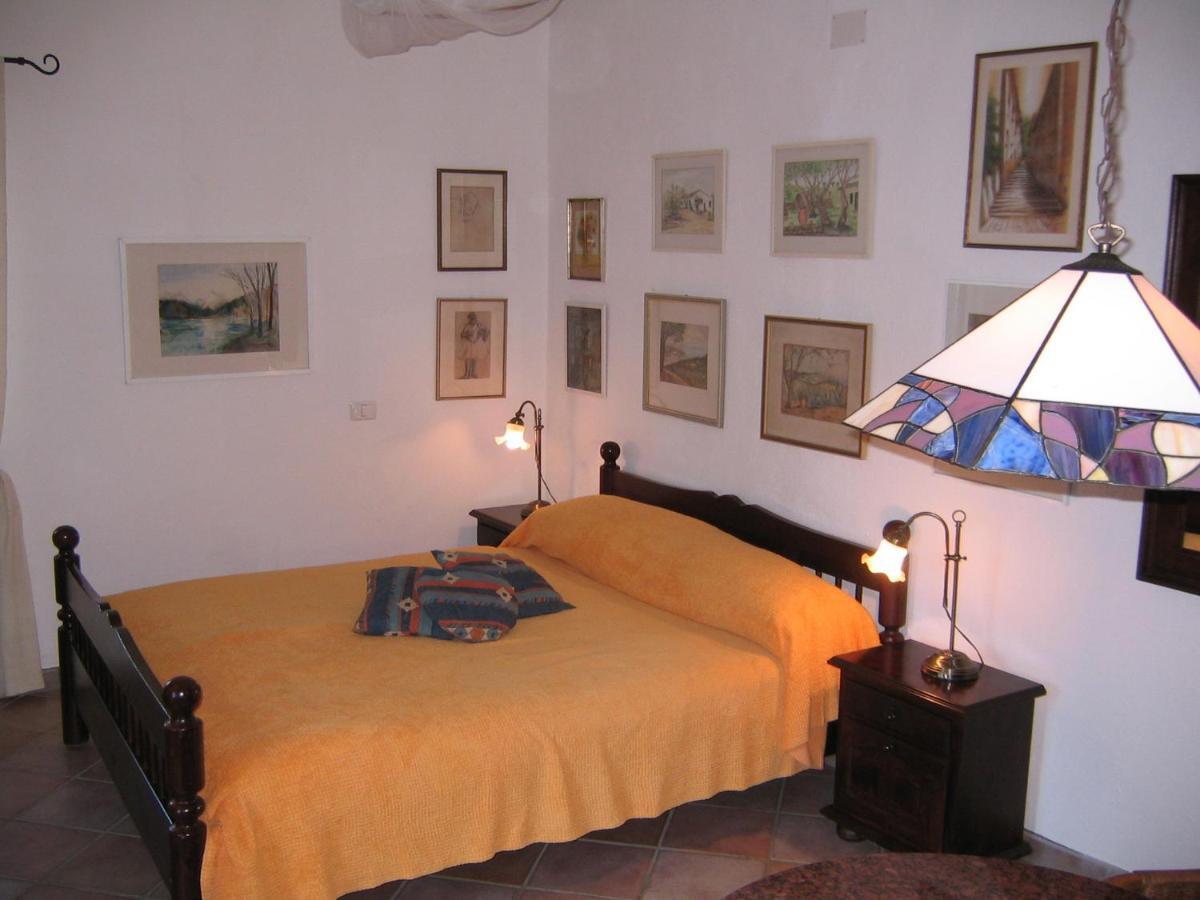 Studio-Appartment In Landhaus Mit Meerblick Porto Azzurro Exterior foto